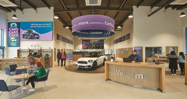 Lire la suite à propos de l’article Pendragon ouvre un nouveau centre carStore à Chesterfield