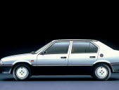 Le 1,3 l représentait l’entrée de gamme de la 33 en 1983. Le moteur était basé sur le 1,2 l de l’Alfasud. Photo Stellantis