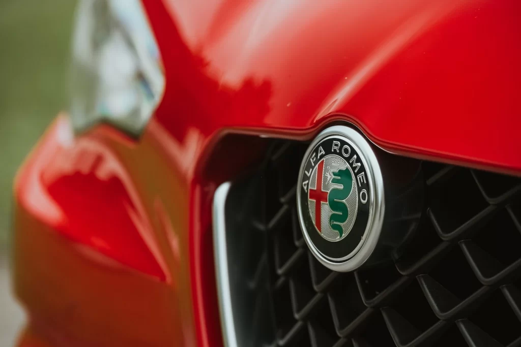 Lire la suite à propos de l’article Editorial tout frais : Alfa Romeo planifie un plus grand modèle électrique en Amérique du Nord en 2027